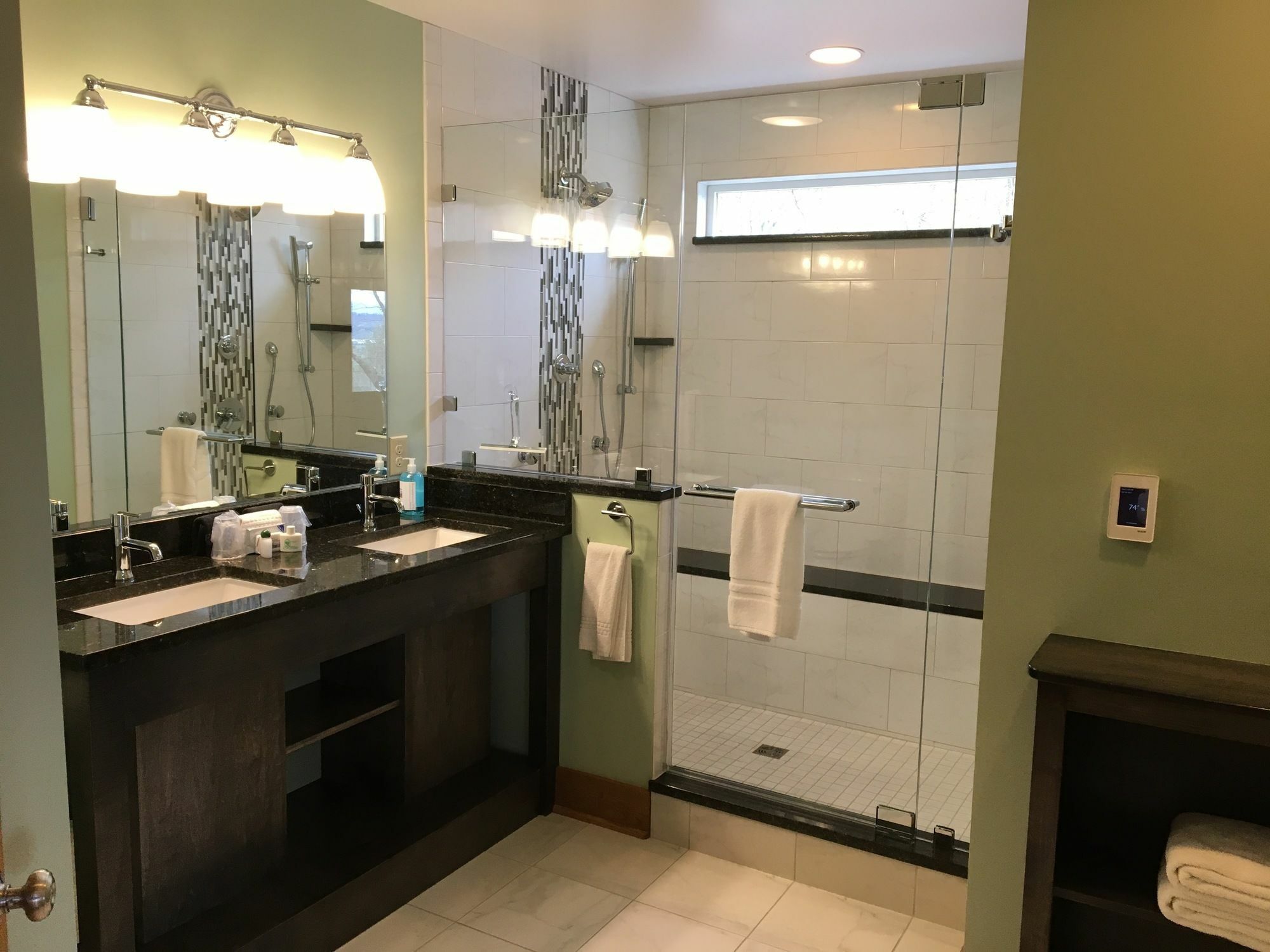 واينزبورو Iris Inn & Cabins المظهر الخارجي الصورة